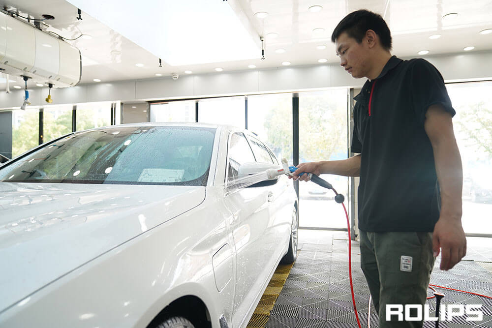 白色車貼ROLIPS的優(yōu)勢是什么？（1）